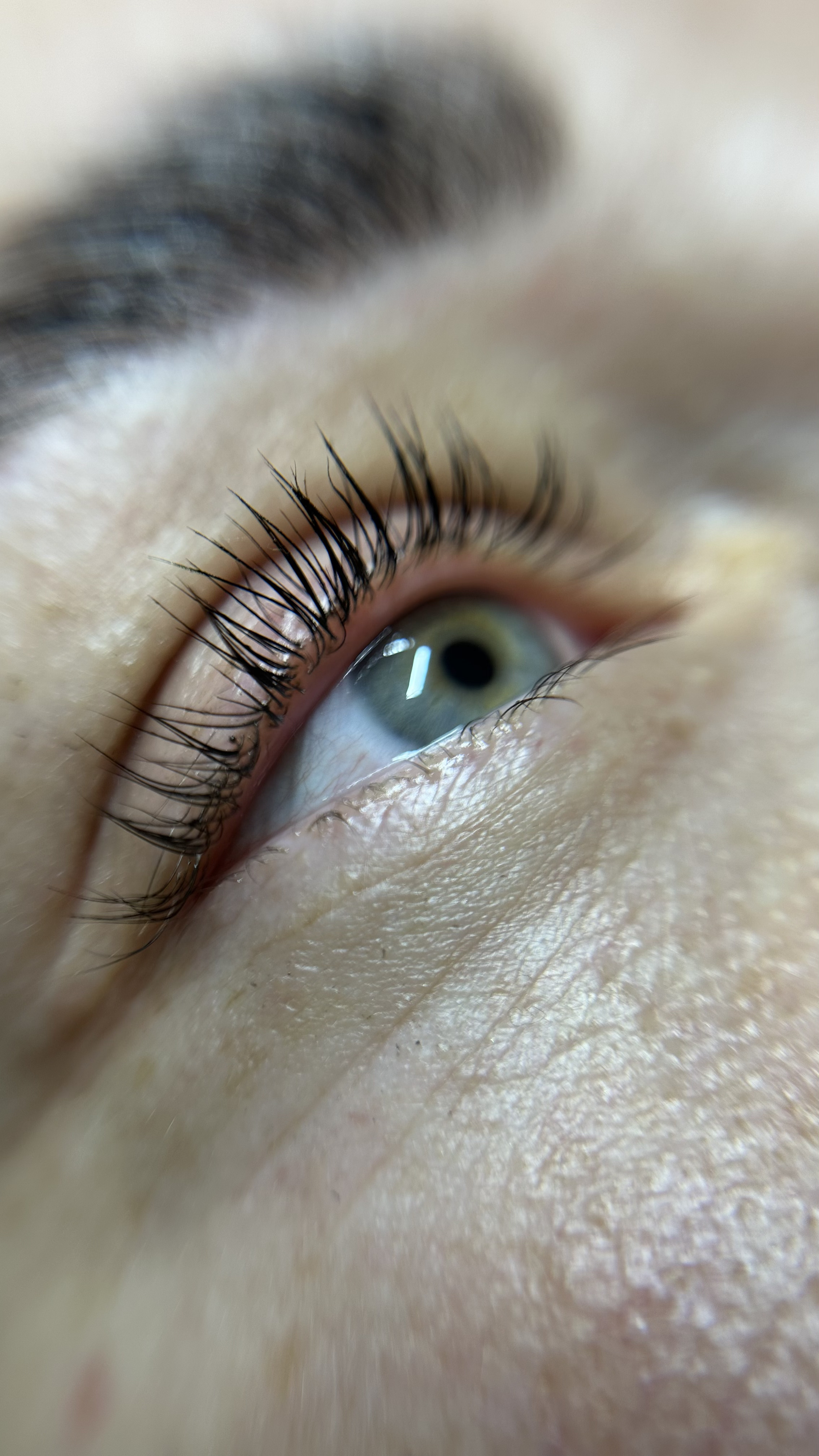 Lash lifting - zakrivené mihalnice